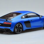 Audi R8 Performance Sininen Kengfai 1:18 - image 3 of 10