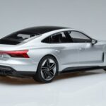 Audi RS e-tron GT Hopea Norev 1:18 188381 Metalli - image 2 of 6