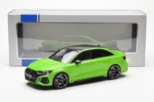 Audi RS3 8Y Sedan Vihreä MCG 1:18 MCG18449 Metalli — kuva 6 / 6