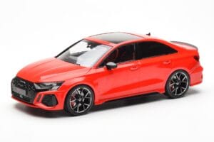 Audi RS3 8Y Sedan Punainen MCG 1:18 MCG18451