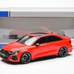 Audi RS3 8Y Sedan Punainen MCG 1:18 - image 6 of 6