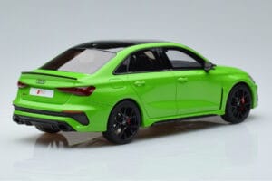 Audi RS3 8Y Sedan Vihreä GT Spirit 1:18 GT414 Hartsi — kuva 2 / 6