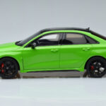 Audi RS3 8Y Sedan Vihreä GT Spirit 1:18 - image 3 of 6