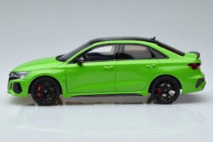 Audi RS3 8Y Sedan Vihreä GT Spirit 1:18 GT414 Hartsi — kuva 3 / 6
