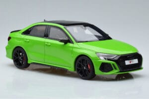 Audi RS3 8Y Sedan Vihreä GT Spirit 1:18 GT414 Hartsi — kuva 4 / 6