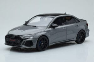 Audi RS3 8Y Sedan Performance Edition Harmaa GT Spirit 1:18 GT885