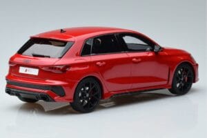 Audi RS3 8Y Sportback Punainen GT Spirit 1:18 GT378 Hartsi — kuva 2 / 6