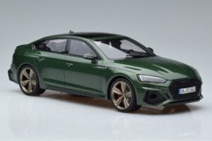 Audi RS5 B9 Sportback Sonoma Vihreä Asia Edition GT Spirit 1:18 CLDC018 Hartsi — kuva 4 / 6