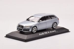 Audi RS6 C6 Monza Hopea Minichamps 1:43 5010710213 Metalli — kuva 2 / 4