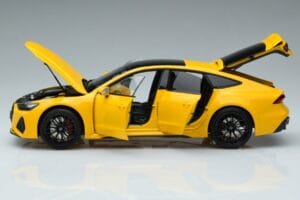 Audi RS7 C8 Sportback Keltainen Vossen Rims Rajoitettu Erä Kengfai 1:18 VAKF-0335 Metalli — kuva 4 / 8