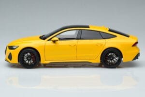 Audi RS7 C8 Sportback Keltainen Vossen Rims Rajoitettu Erä Kengfai 1:18 VAKF-0335 Metalli — kuva 5 / 8