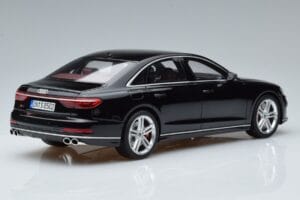 Audi S8 D5 Mythos Musta Asia Edition GT Spirit 1:18 CLDC019 Hartsi — kuva 2 / 6