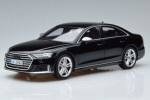Audi S8 D5 Mythos Musta Asia Edition GT Spirit 1:18 CLDC019 Hartsi