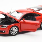Audi TT 8J Punainen Metallic Minichamps 1:18 - image 2 of 8