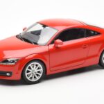 Audi TT 8J Punainen Metallic Minichamps 1:18