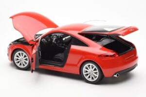 Audi TT 8J Punainen Metallic Minichamps 1:18 100015021 Metalli — kuva 5 / 8