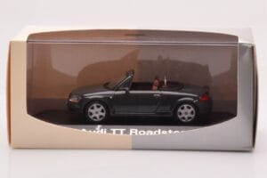 Audi TT 8N Roadster Harmaa Minichamps 1:43 430017235 Metalli — kuva 4 / 4