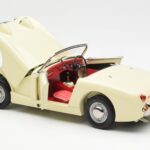 Austin-Healey Sprite Mk I Open Old English Valkoinen Kyosho 1:18 08953EW - image 5 of 8