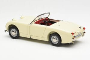 Austin-Healey Sprite Mk I Open Old English Valkoinen Kyosho 1:18 08953EW Metalli — kuva 7 / 8