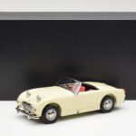 Austin-Healey Sprite Mk I Open Old English Valkoinen Kyosho 1:18 08953EW - image 8 of 8