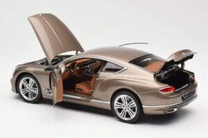 Bentley Continental GT Dark Cashmere Metallic Norev 1:18 182781 Metalli — kuva 5 / 8