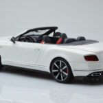Bentley Continental GTC V8 S Valkoinen GT Spirit 1:18 - image 5 of 6