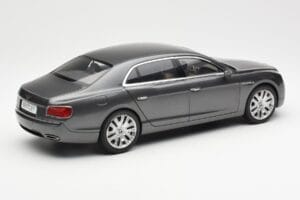 Bentley Flying Spur W12 Granite Harmaa Kyosho 1:18 08891GN Metalli — kuva 3 / 8