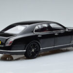 Bentley Mulsanne W.O. Edition By Mulliner Musta Almost Real 1:18 - image 3 of 11