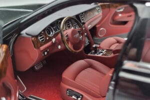 Bentley Mulsanne W.O. Edition By Mulliner Musta Almost Real 1:18 830508 Metalli — kuva 8 / 11