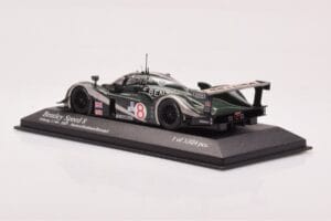 Bentley Speed 8 #8 J. Herbert / D. Brabham / M. Blundell Sebring 12 Hours 2003 Minichamps 1:43 400031398 Metalli — kuva 3 / 4