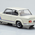 BMW 2002 Turbo Valkoinen Kyosho 1:18 - image 7 of 8