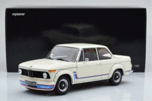 BMW 2002 Turbo Valkoinen Kyosho 1:18 08544W Metalli — kuva 8 / 8