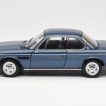 BMW 3.0 CSi E9 Sininen Metallic AUTOart 1:18 - image 4 of 8