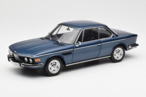 BMW 3.0 CSi E9 Sininen Metallic AUTOart 1:18