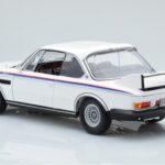 BMW 3.0 CSL E9 Valkoinen Dealer Edition Minichamps 1:18 - image 6 of 7