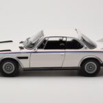 BMW 3.0 CSL E9 Valkoinen Heritage Edition Minichamps 1:18 - image 4 of 8