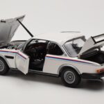 BMW 3.0 CSL E9 Valkoinen Heritage Edition Minichamps 1:18 - image 5 of 8