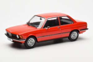 BMW 318 E21 Punainen KK-Scale 1:18 KKDC180041