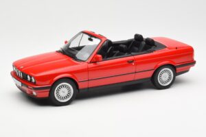 BMW 318i E30 Avoauto Punainen Norev 1:18 183210