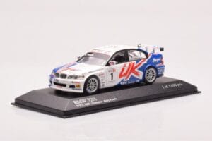 BMW 320si E90 BMW Team UK #1 A. Priaulx WTCC Porto Winner 2007 Minichamps 1:43 400072601 Metalli — kuva 2 / 4
