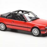 BMW 325i E30 Baur Punainen Metallic Otto 1:18 - image 4 of 6