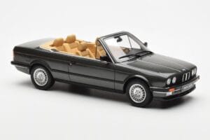 BMW 325i E30 Avoauto Achat Vihreä Otto 1:18 OT572 Hartsi — kuva 4 / 6