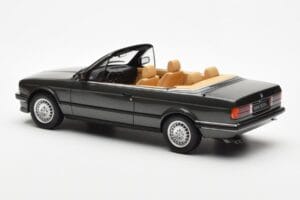 BMW 325i E30 Avoauto Achat Vihreä Otto 1:18 OT572 Hartsi — kuva 5 / 6