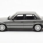 BMW 325i E30 Sedan Dolphin Harmaa Otto 1:18 - image 3 of 6