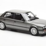 BMW 325i E30 Sedan Dolphin Harmaa Otto 1:18 - image 4 of 6