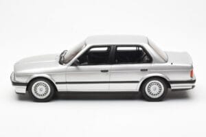 BMW 325i E30 Hopea Otto 1:18 OT912 Hartsi — kuva 3 / 6