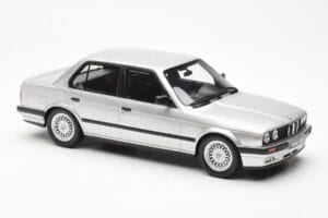 BMW 325i E30 Hopea Otto 1:18 OT912 Hartsi — kuva 4 / 6