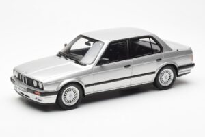 BMW 325i E30 Hopea Otto 1:18 OT912