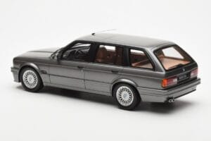BMW 325i E30 Touring Harmaa Otto 1:18 OT929 Hartsi — kuva 5 / 6