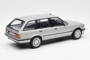 BMW 325i E30 Touring Hopea Norev 1:18 183216 Metalli — kuva 2 / 6